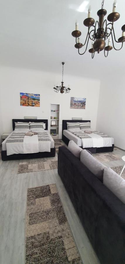 Ferhadija A&e Apartment