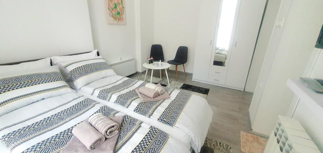 Ferhadija A&e Apartment